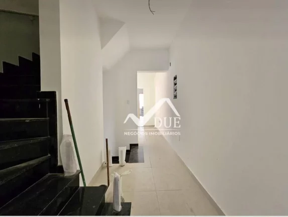 Imagem Casa sobreposta alta 3 dormitórios no Bairro Aparecida