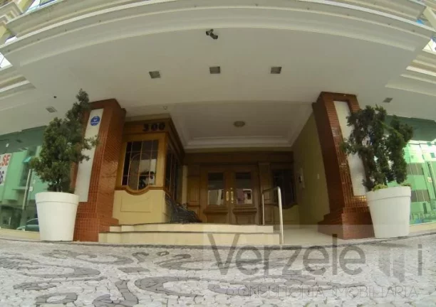Imagem Apartamento para Temporada em Balneário Camboriú / SC no bairro Centro