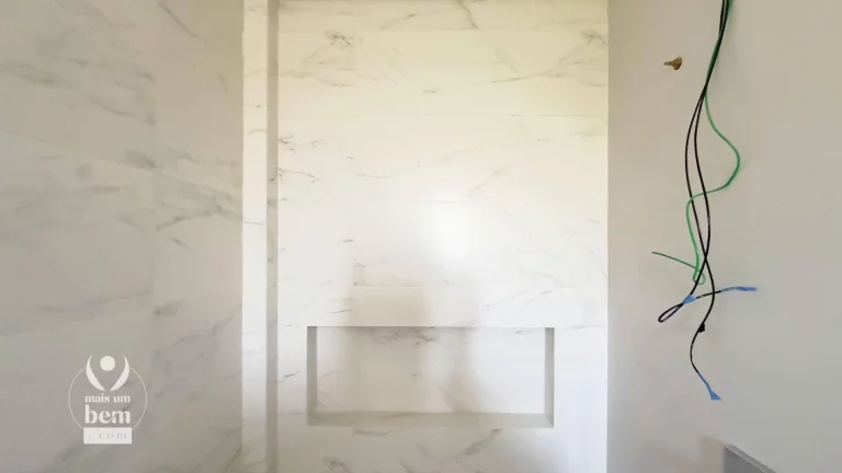 Imagem Sobrado com 190 m², 3 quartos, 3 Suites, Churrasqueira, com Quintal à venda por R$ 1.430.000 - Campo Comprido - Curitiba/PR
