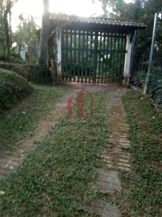 Imagem Chácara à venda em Campo Limpo Paulista-SP: 2 quartos, 1 suíte, 1 sala, 1 banheiro, 2 vagas, 200m²! Venha conferir!