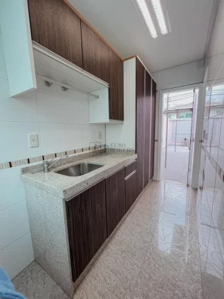 Imagem Casa com 3 dormitórios à venda no bairro Nações de Balneário Camboriú/SC
