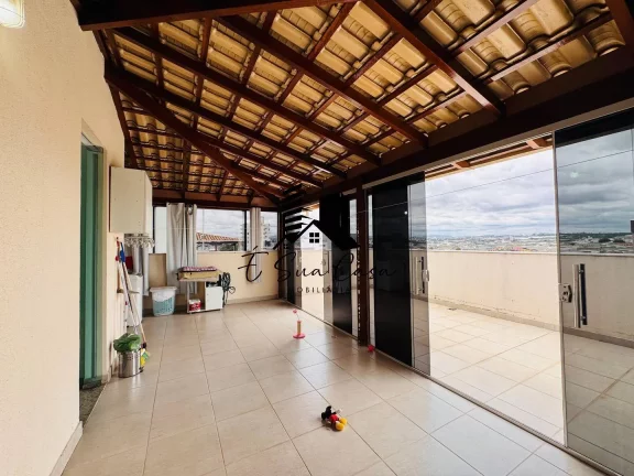 Imagem Cobertura à venda 2 quartos Bairro Cabral - Contagem/MG