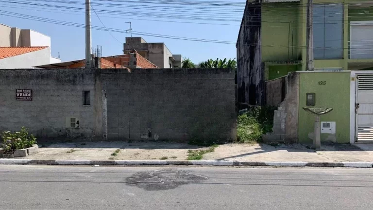 Imagem Terreno à venda, 175 m² por R$ 200.000,00 - Jardim Quaresmeira II - Suzano/SP