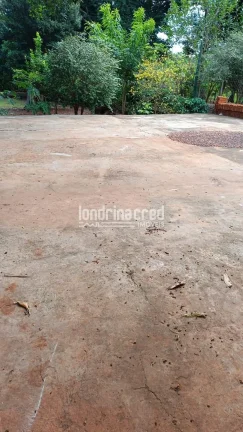 Imagem Chácara no Condomínio Piapara em Alvorada do Sul com 2.260m², 3 quartos, árvores frutíferas, café em produção, área cimentada e muito verde!
