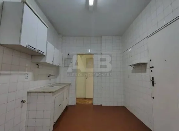 Imagem Apartamento para alugar em Copacabana, 91m2, 2 quartos, 1Vga + Dep. Empreg