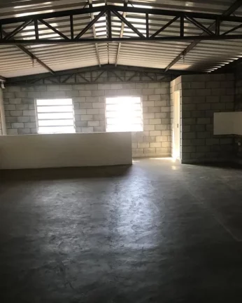 Imagem galpão com 250 m2, com pé direito de 7 m FL26