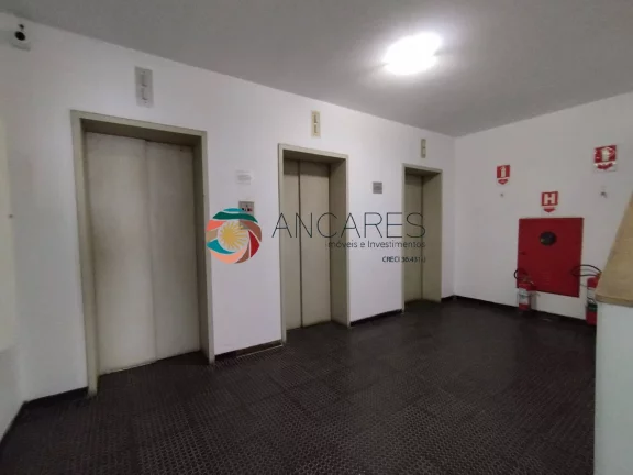 Imagem Excelente Conjunto Comercial na Rua Líbero Badaró