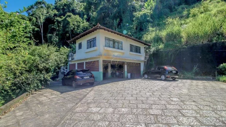 Imagem Casa para Venda em Teresópolis / RJ no bairro Quinta da Barra