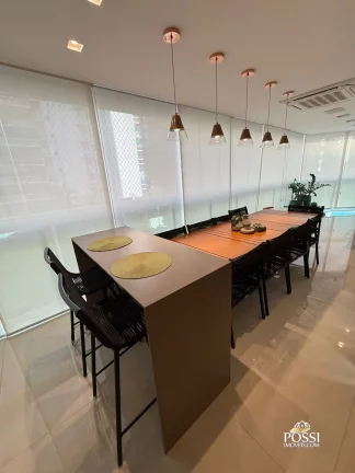 Imagem Apartamento à venda na Praia da Costa com 147m², 3 quartos (2 suítes), 3 vagas, porteira fechada