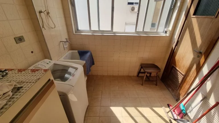 Imagem Apartamento com 3 dormitórios à venda, 140 m² - Pitangueiras - Guarujá/SP
