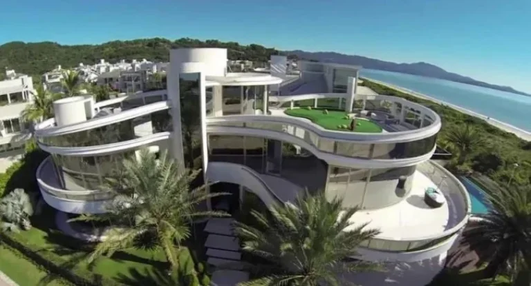 Imagem Casa com 5 dormitórios à venda, 1600 m² por R$ 37.000.000,00 - Jurerê Internacional - Florianópolis/SC