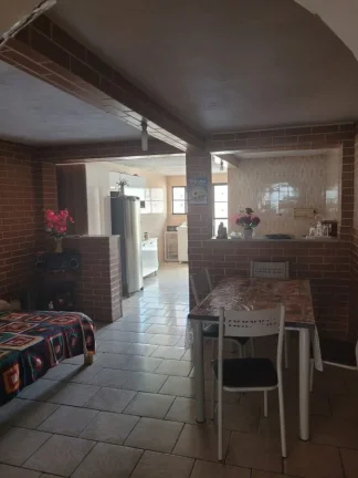 Imagem Casa para Venda em Rio de Janeiro, Campo Grande, 2 dormitórios, 1 banheiro, 1 vaga