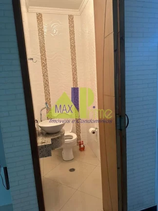 Imagem Casa à venda na Vila Granada, São Paulo-SP: 2 quartos, 1 suíte, 1 sala, 2 banheiros, 2 vagas, 160m². Confira já!