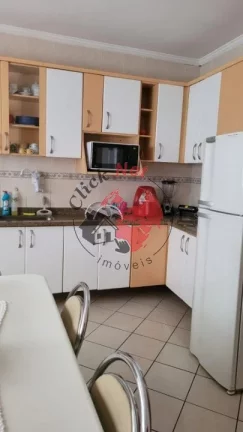 Imagem Casa térrea com edícula à venda no bairro de Rudge Ramos, São Bernardo do Campo com 3 dormitórios, 3 vagas, 196 m².