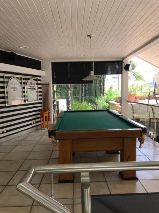 Imagem Casa no Res. Alpha 10 - 597m²