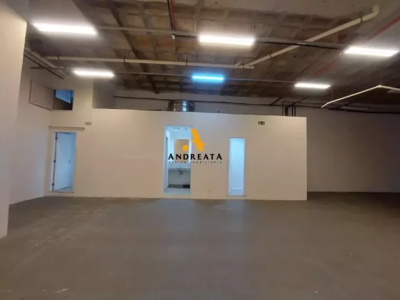 Imagem AV. DAS AMÉRICAS - SUNDECK - ALUGO MARAVILHOSA LOJA COM TOTAL DE 179M²