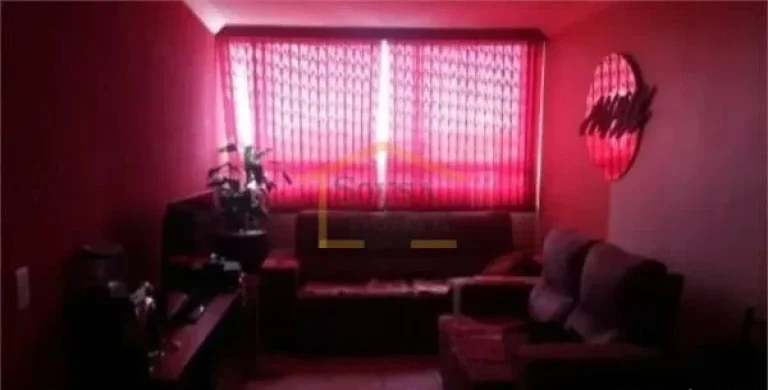 Imagem Apto reformado, 3 amplos dormitórios, sala 2 ambientes em L, cozinha com armários embutidos, área...