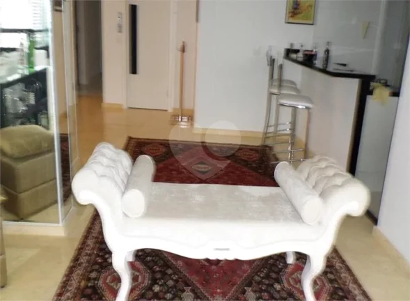 Imagem Cobertura à venda com 3 quartos, sendo 2 suítes, no condomínio Emerald Hills, São Paulo - SP