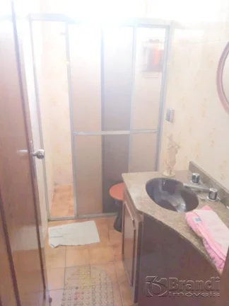 Imagem CASA NA V. GRACIOSA COM 4 VAGAS COBERTAS