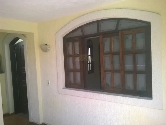 Imagem Sobrado em condomínio fechado – conforto, espaço e localização privilegiada