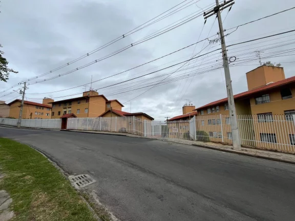 Imagem Apartamento com 2 Quartos no Fazendinha - Cic - R$210 mil