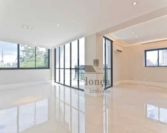 Imagem Apartamento Duplex reformado na rua Alagoas, 285 m2