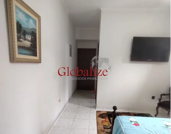 Imagem Belíssimo sobrado em Santos no bairro do Embaré com 4 dormitórios, duas suítes, duas vagas e quintal com churrasqueira à venda por R$ 1.490.000,00
