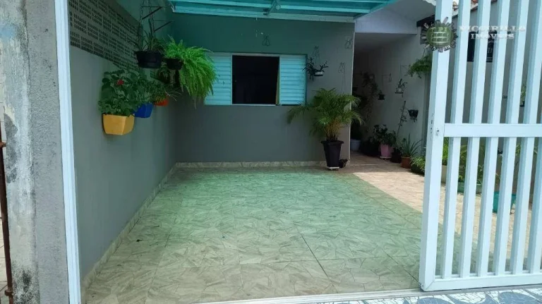 Imagem Casa com 2 dormitórios à venda, 63 m² por R$ 380.000,00 - Mirim - Praia Grande/SP
