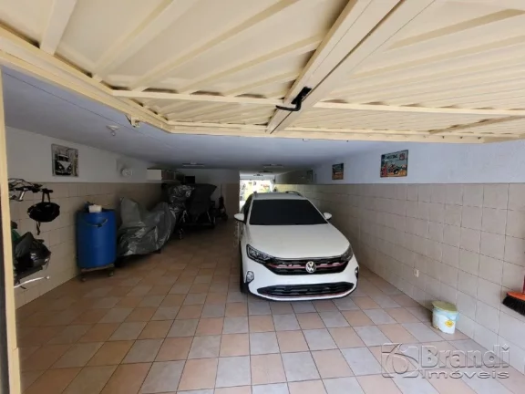 Imagem Sobrado Alto Padrão de 3 Dormitórios -- Sitio das figueiras.