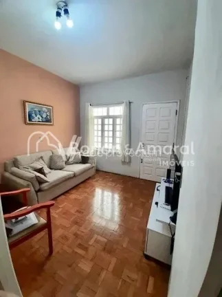 Imagem Casa térrea, com edícula, localizada no pitoresco Jardim Eulina, em Campinas! Com três quartos, s...