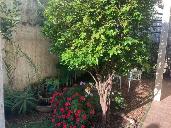 Imagem Sobrado com 3 dormitórios à venda, 181 m² por R$ 750.000,00 - Vila Áurea - Poá/SP