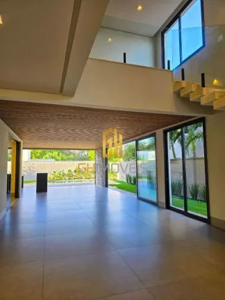 Imagem SO0428

Sobrado no Jardim Verona, em terreno com 507m² com 392m² de área construída 

O sobrado ...
