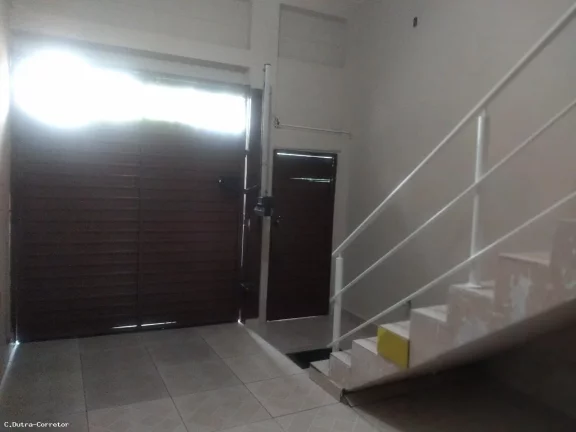 Imagem Sobrado para Venda em Mauá / SP no bairro Vila Noêmia