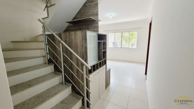 Imagem Sobrado em condomínio a venda, Bairro Medeiros. Jundiaí. São Paulo.