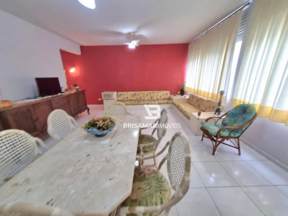 Imagem PITANGUEIRAS- UMA QUADRA DA PRAIA , LOCALIZAÇÃO ESPETACULAR , GARAGEM .