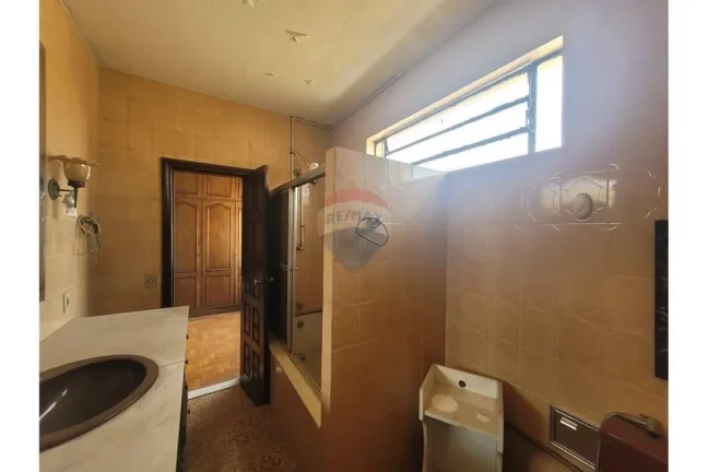 Imagem Casa com 5 quartos, 251m², à venda em Campinho, Rio de Janeiro .