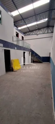 Imagem Aluga-se Galpão Fantástico 245m², Vão Livre, 3 portas, 2 Banheiros, Cozinha, Mezanino 45mts, no Jardim Itapeva, Mauá-SP