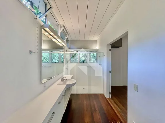Imagem Casa de Condomínio em Chácara do Refúgio - Carapicuíba