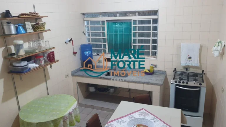 Imagem Oportunidade para quem procura um Imóvel de Esquina no Br. Pereque Açu para fazer Ponto Comercial ou Kitnet próximo a Praia
