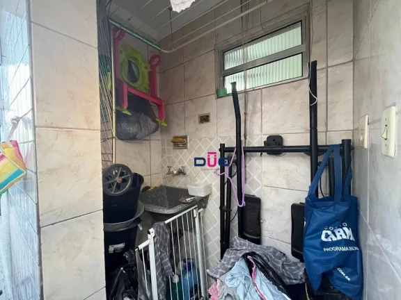 Imagem Apartamento com 2 dormitórios à venda, 81 m² por R$ 325.000 - Macuco - Santos/SP