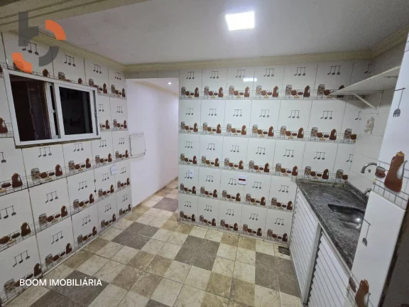 Imagem Casa com 2 dormitórios à venda, 97 m² por R$ 350.000,00 - Comendador Soares - Nova Iguaçu/RJ