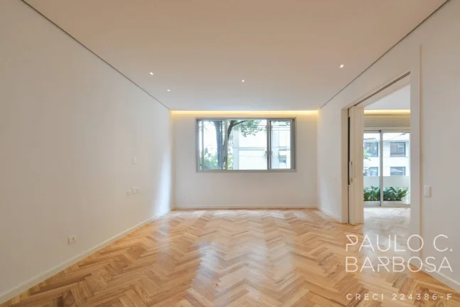 Imagem Jardins Venda - 3 Dormitórios (1 Suíte) - 2 Vagars - 187m²