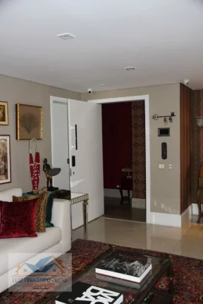 Imagem Apartamento Alto Padrão, 1 por andar, à Venda no Campo Belo: 3 suítes e 3 vagas. R$ 2.800.000,00