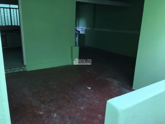Imagem Casa à venda no bairro São Benedito, Uberaba - 2 dormitórios