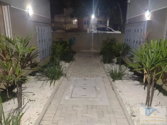 Imagem Apartamento para Venda em Curitiba, Sítio Cercado, 2 dormitórios, 1 banheiro, 1 vaga