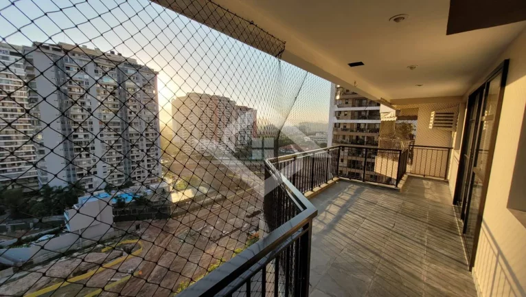 Imagem Apartamento de 2 Quartos para Venda na Barra da Tijuca com 83 m²