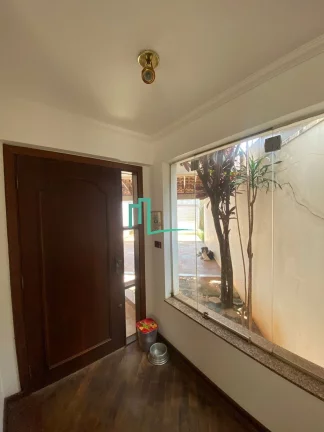 Imagem LINDA RESIDÊNCIA DISPONIVEL Á VENDA NO BAIRRO VILA FLORES EM FRANCA-SP
