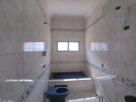 Imagem Casa com 3 dormitórios para alugar, 450 m² por R$ 9.374,00/mês - Vila Romanópolis - Ferraz de Vasconcelos/SP
