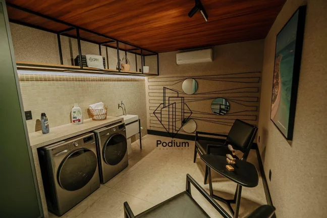 Imagem Apartamento térreo com área privativa á beira mar no Bessa - AP2871