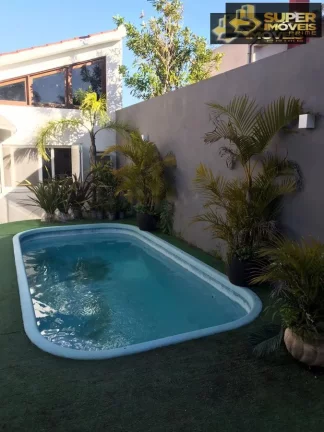 Imagem Casa Alto Padrão para Venda em Três Vendas Pelotas-RS - 2678